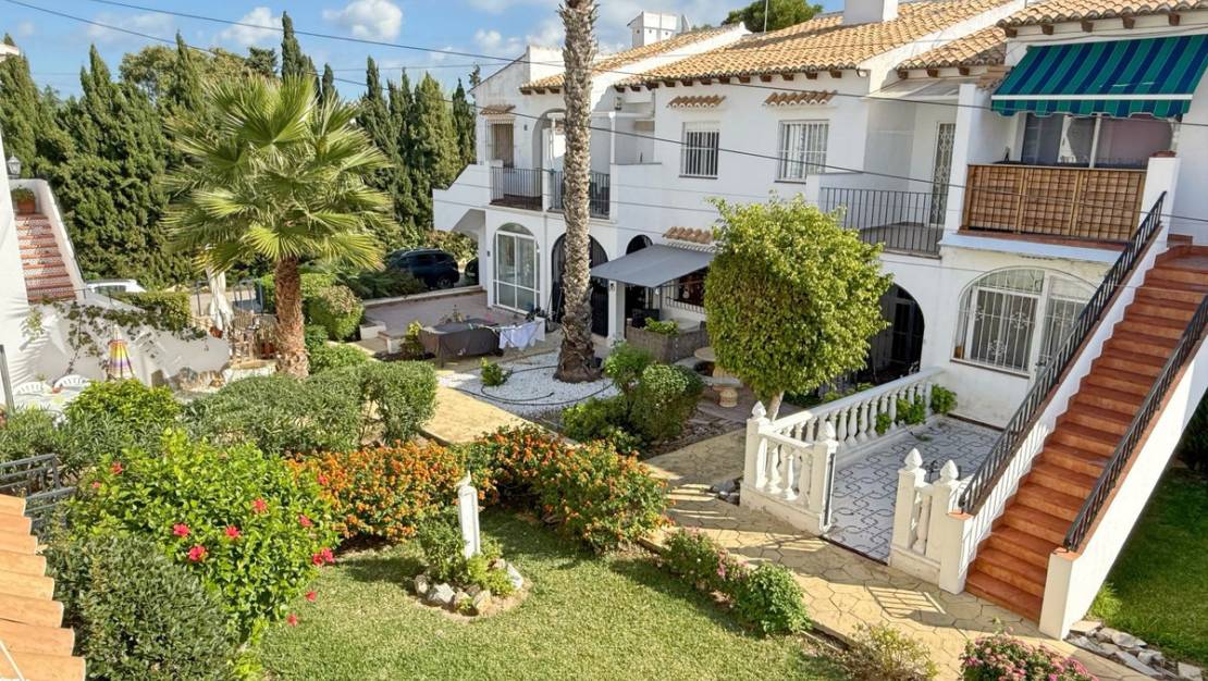 Sale - Villa - Torrevieja - Torrevieja Centro
