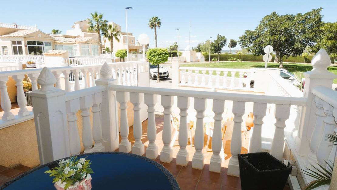 Sale - Villa - Torrevieja - Torrevieja Centro