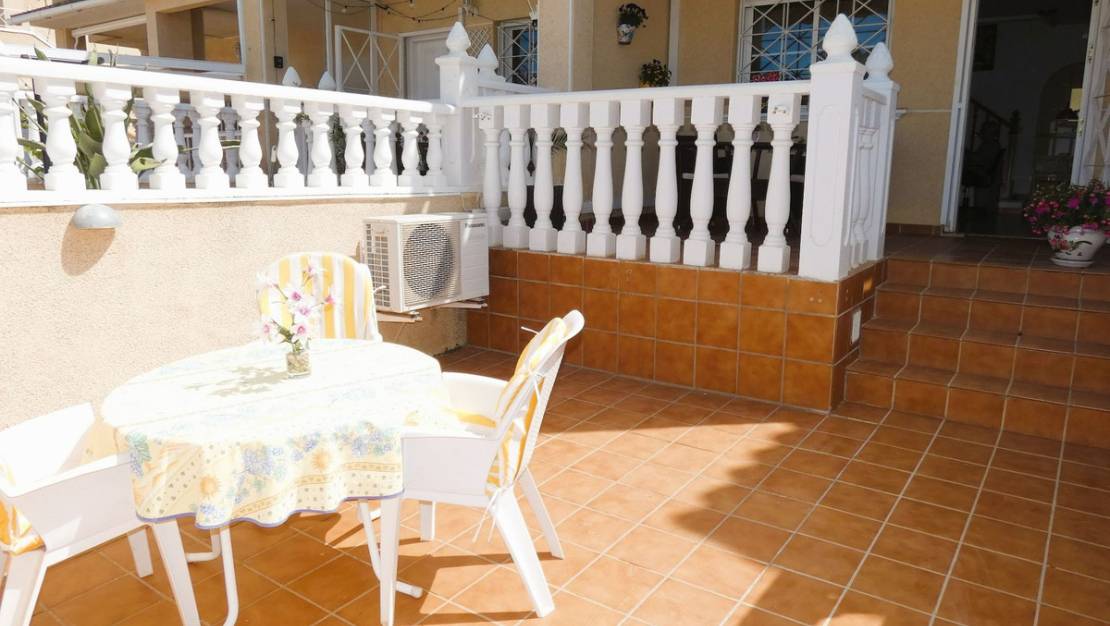 Sale - Villa - Torrevieja - Torrevieja Centro