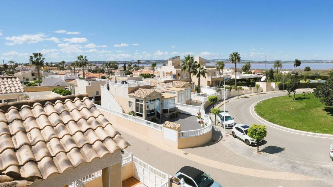 Sale - Villa - Torrevieja - Torrevieja Centro