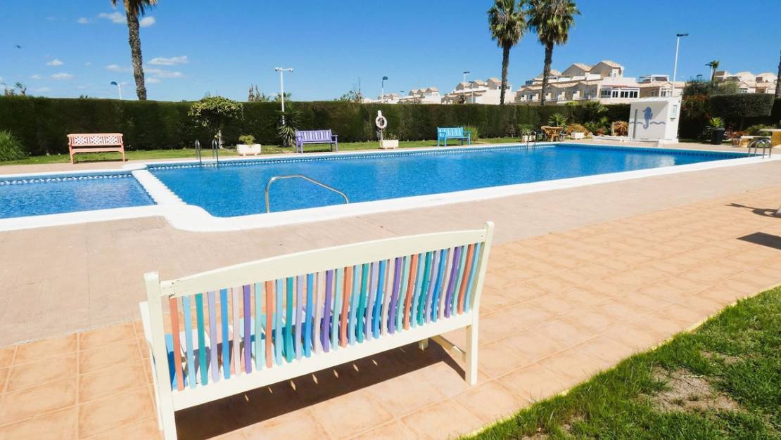 Sale - Villa - Torrevieja - Torrevieja Centro