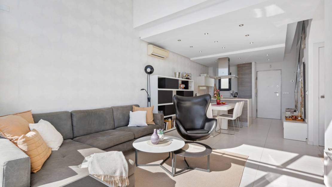 Sale - Villa - Torrevieja - Torrevieja Centro