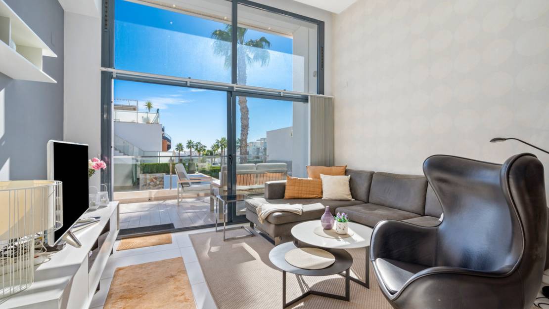 Sale - Villa - Torrevieja - Torrevieja Centro