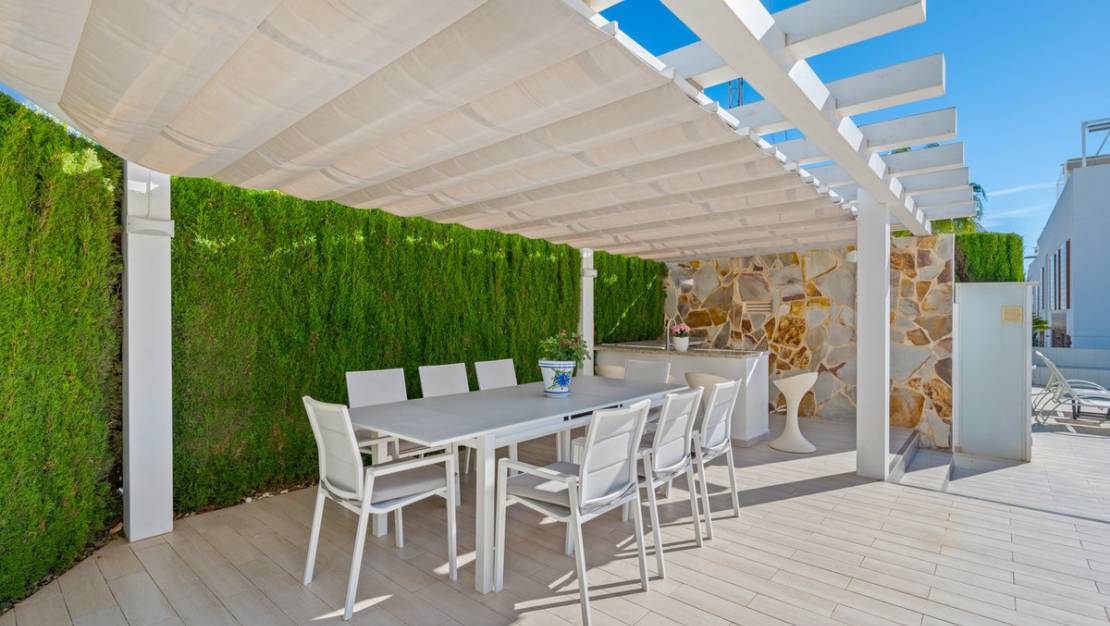 Sale - Villa - Torrevieja - Torrevieja Centro