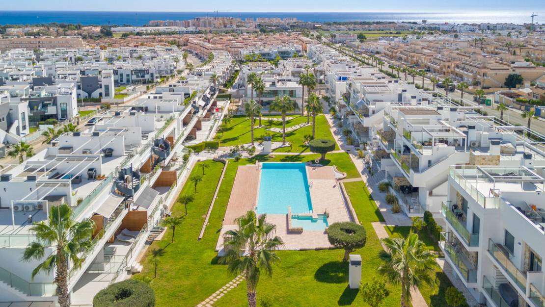 Sale - Villa - Torrevieja - Torrevieja Centro