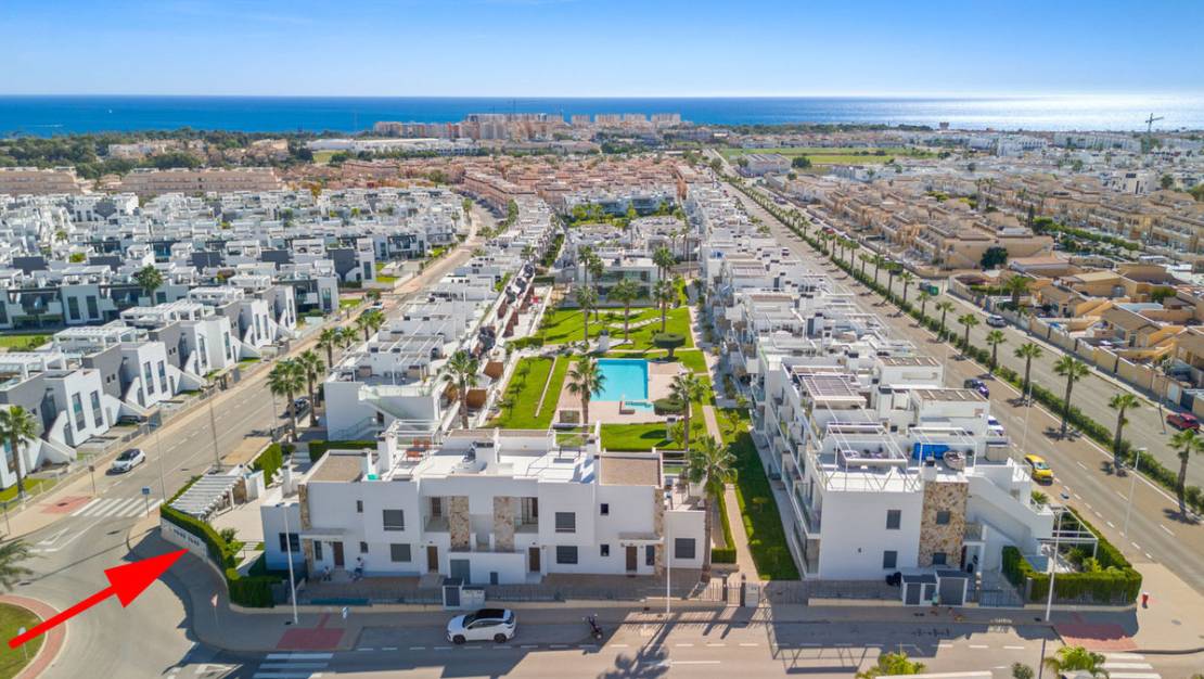 Sale - Villa - Torrevieja - Torrevieja Centro
