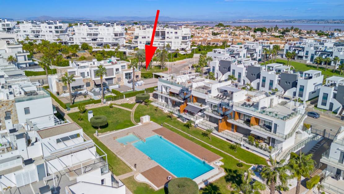 Sale - Villa - Torrevieja - Torrevieja Centro