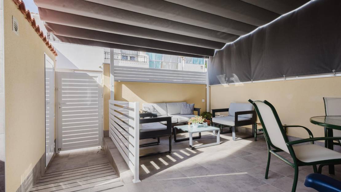 Sale - Villa - Torrevieja - Torrevieja Centro