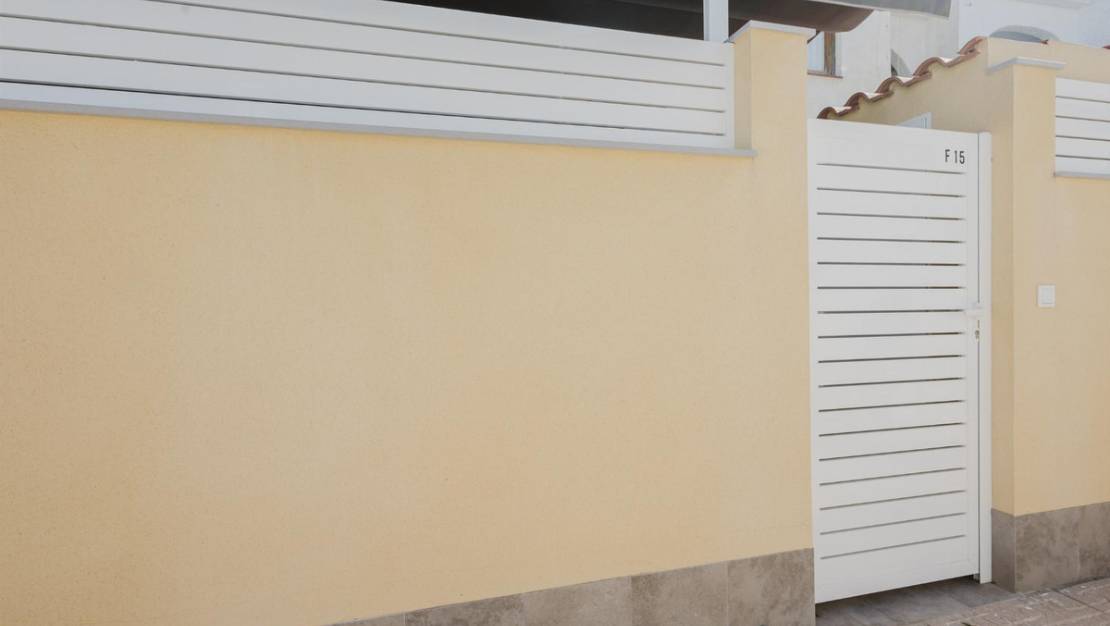 Sale - Villa - Torrevieja - Torrevieja Centro