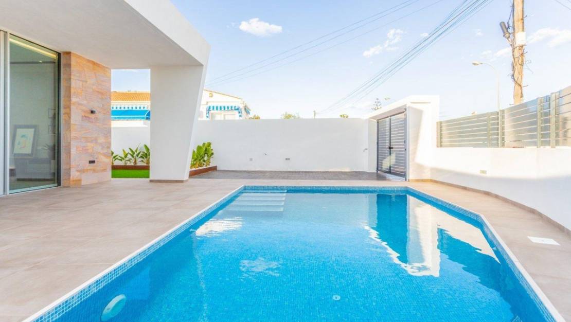 Sale - Villa - Torrevieja - Torrevieja Centro