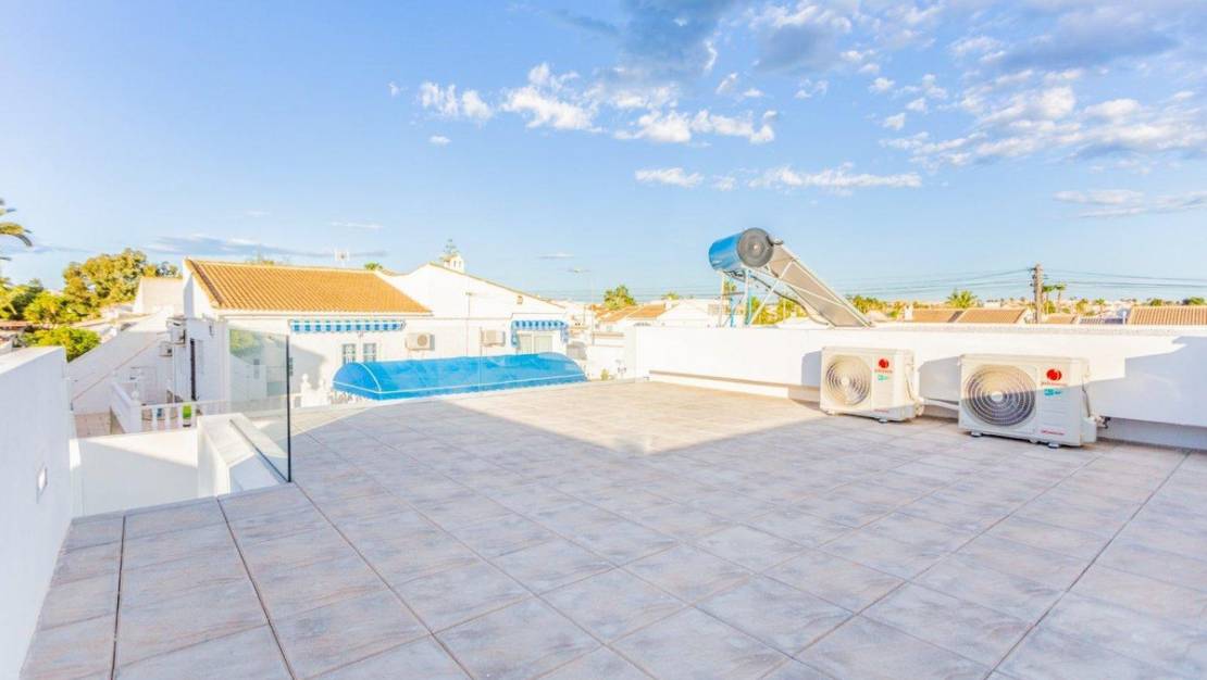 Sale - Villa - Torrevieja - Torrevieja Centro