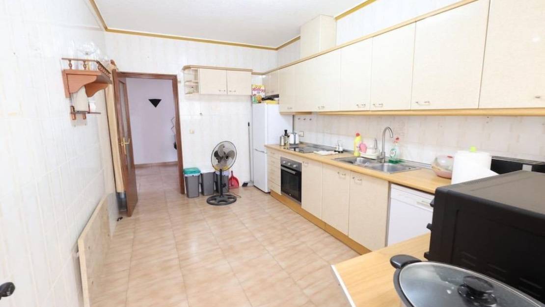 Sale - Villa - Torrevieja - Torrevieja Centro