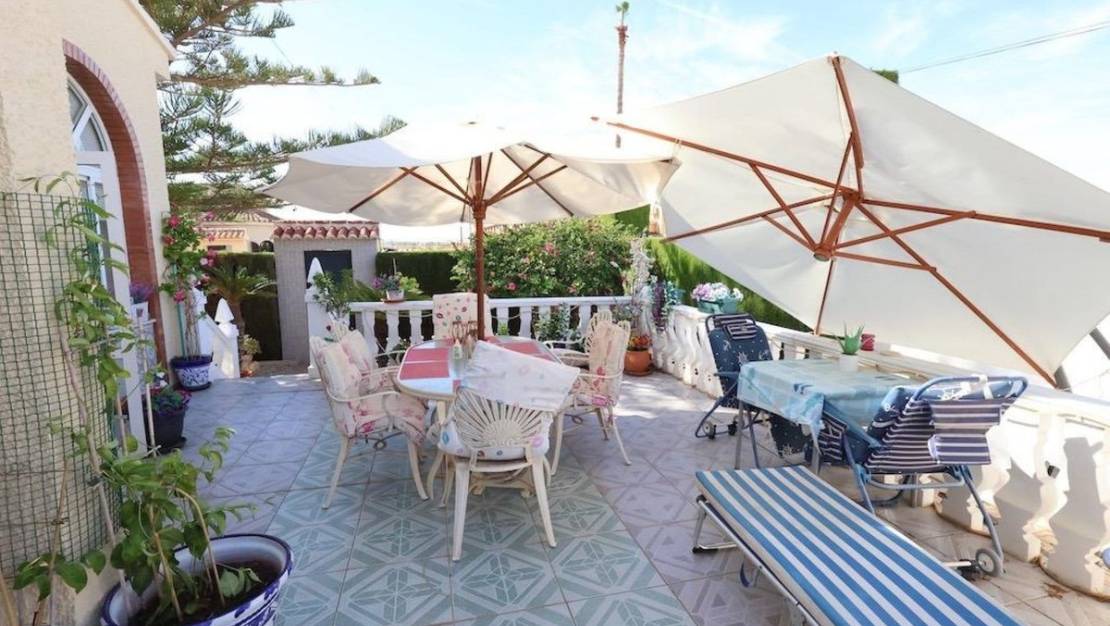 Sale - Villa - Torrevieja - Torrevieja Centro