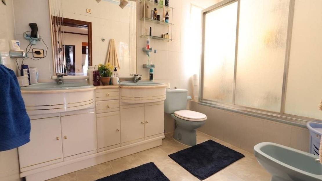 Sale - Villa - Torrevieja - Torrevieja Centro