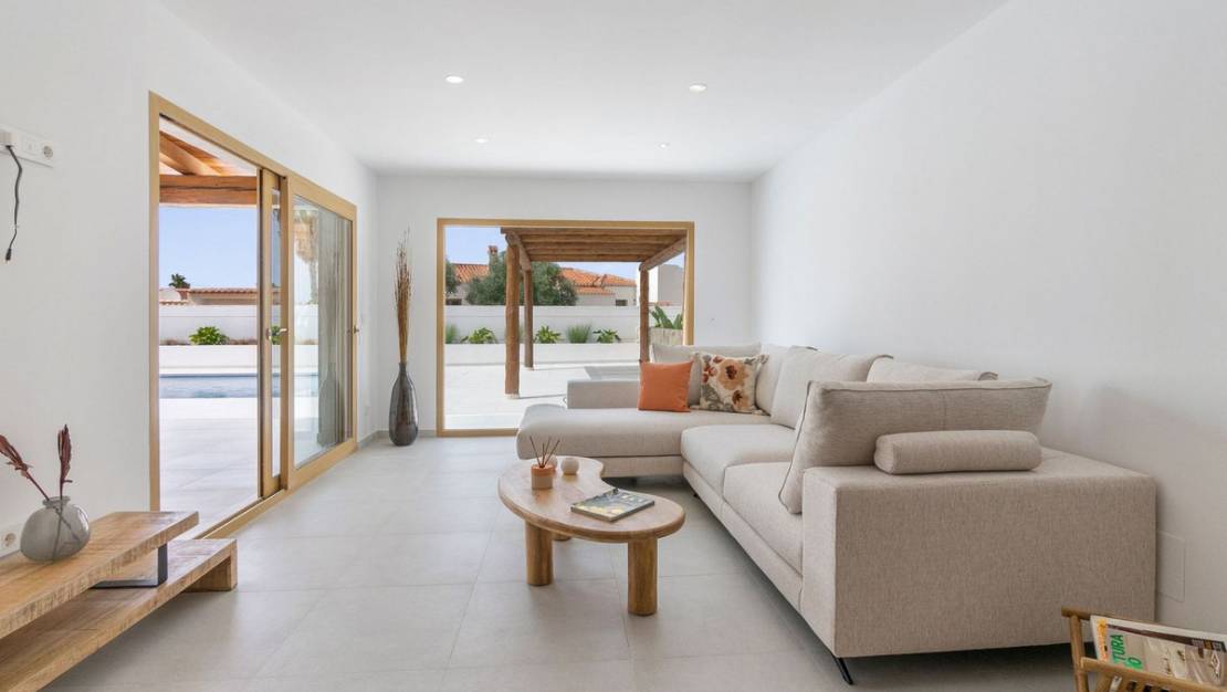 Sale - Villa - Torrevieja - Torrevieja Centro