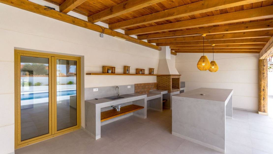 Sale - Villa - Torrevieja - Torrevieja Centro