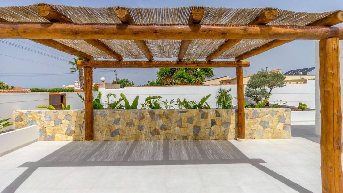 Sale - Villa - Torrevieja - Torrevieja Centro