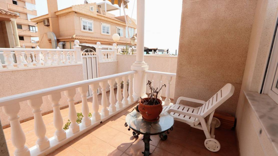 Sale - Villa - Torrevieja - Torrevieja Centro