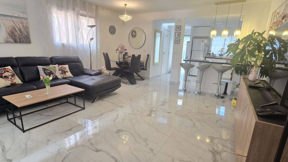 Sale - Villa - Torrevieja - Torrevieja Centro