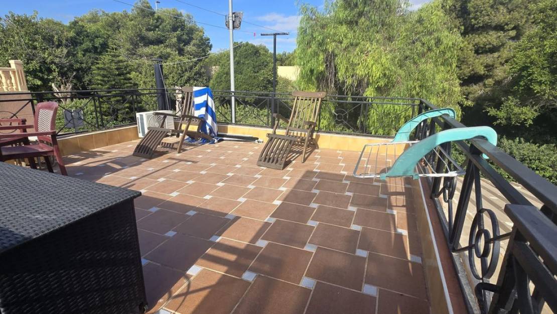 Sale - Villa - Torrevieja - Torrevieja Centro