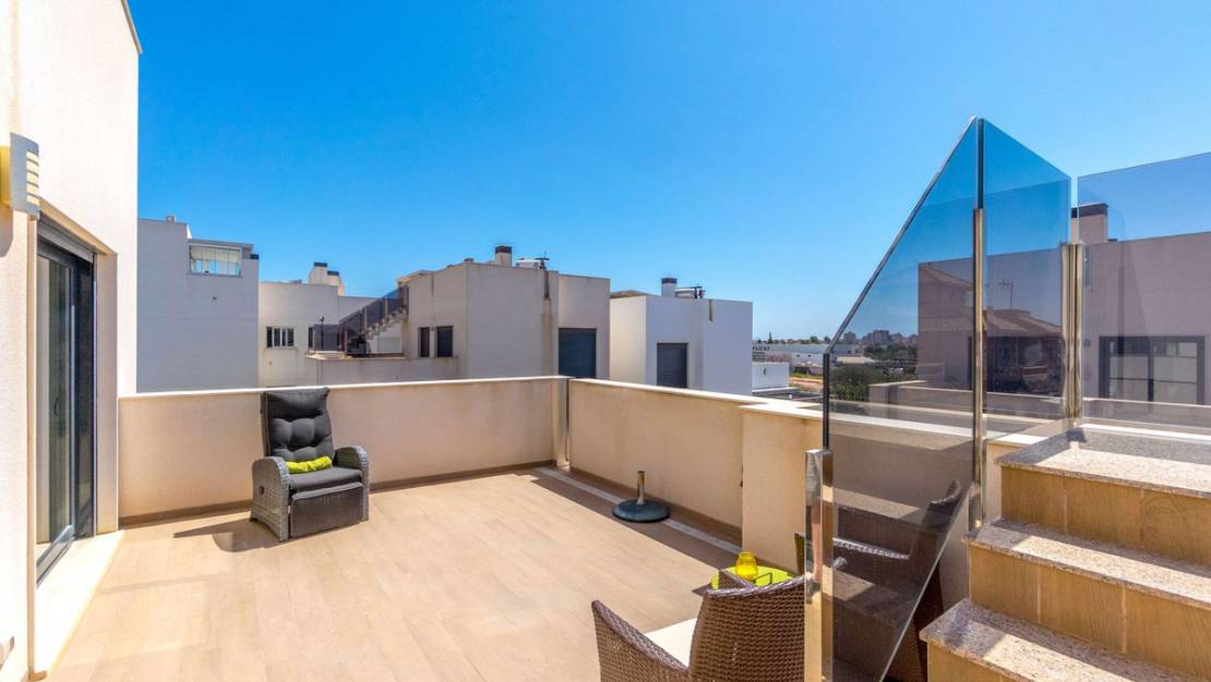 Sale - Villa - Torrevieja - Torrevieja Centro