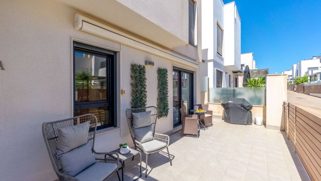 Sale - Villa - Torrevieja - Torrevieja Centro