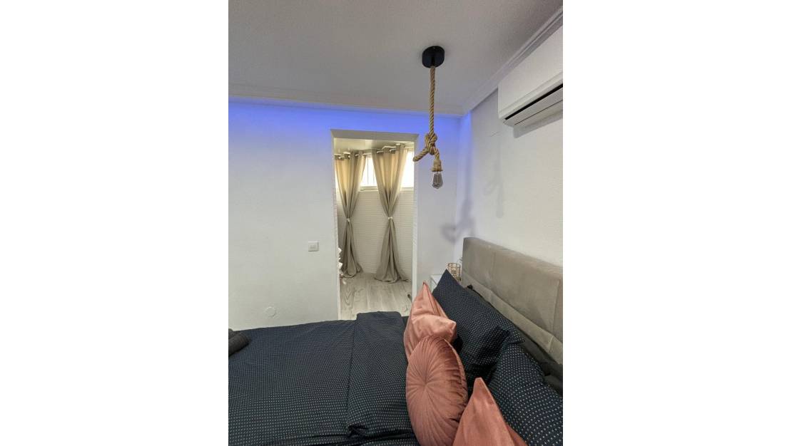 Sale - Villa - Torrevieja - Torrevieja Centro