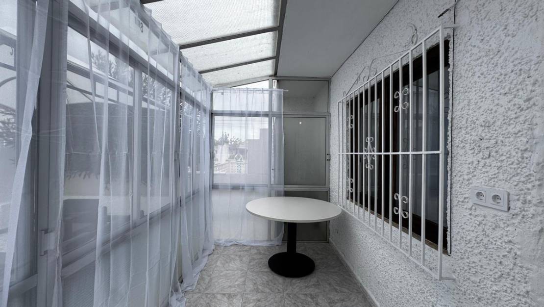 Sale - Villa - Torrevieja - Torrevieja Centro