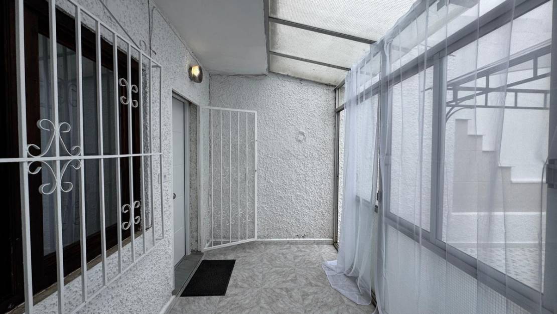 Sale - Villa - Torrevieja - Torrevieja Centro