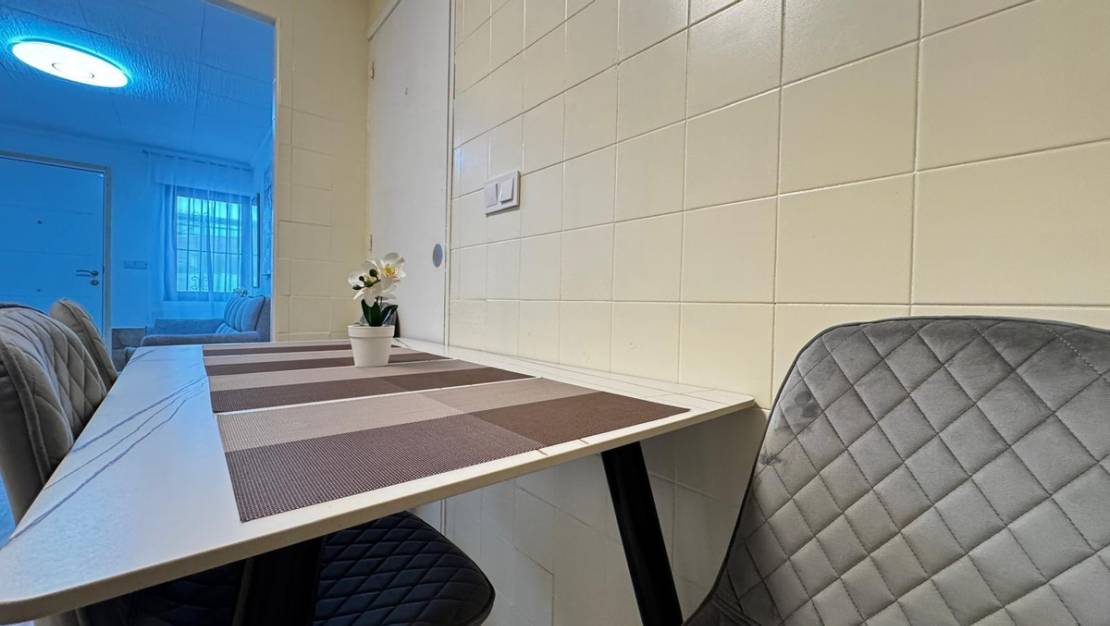 Sale - Villa - Torrevieja - Torrevieja Centro