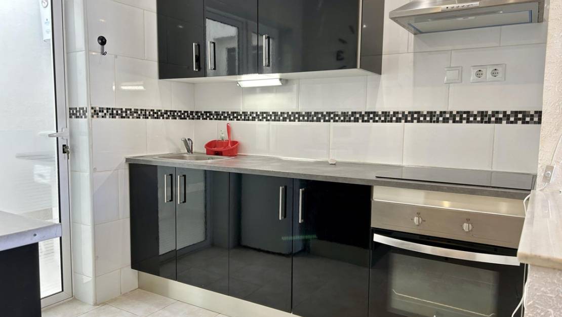 Sale - Villa - Torrevieja - Torrevieja Centro