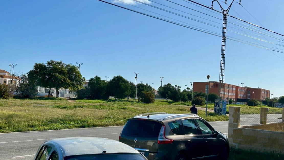 Sale - Villa - Torrevieja - Torrevieja Centro