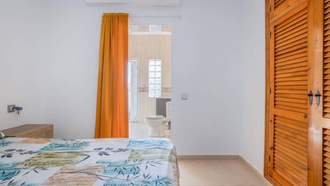 Sale - Villa - Torrevieja - Torrevieja Centro