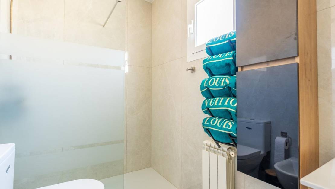 Sale - Villa - Torrevieja - Torrevieja Centro