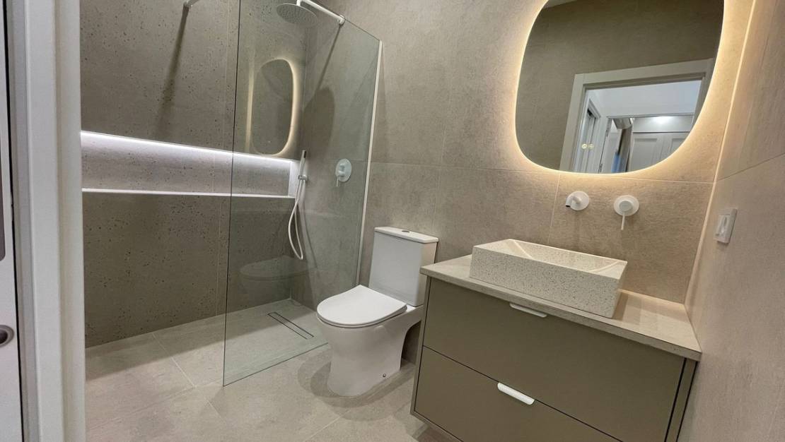 Sale - Villa - Torrevieja - Torrevieja Centro