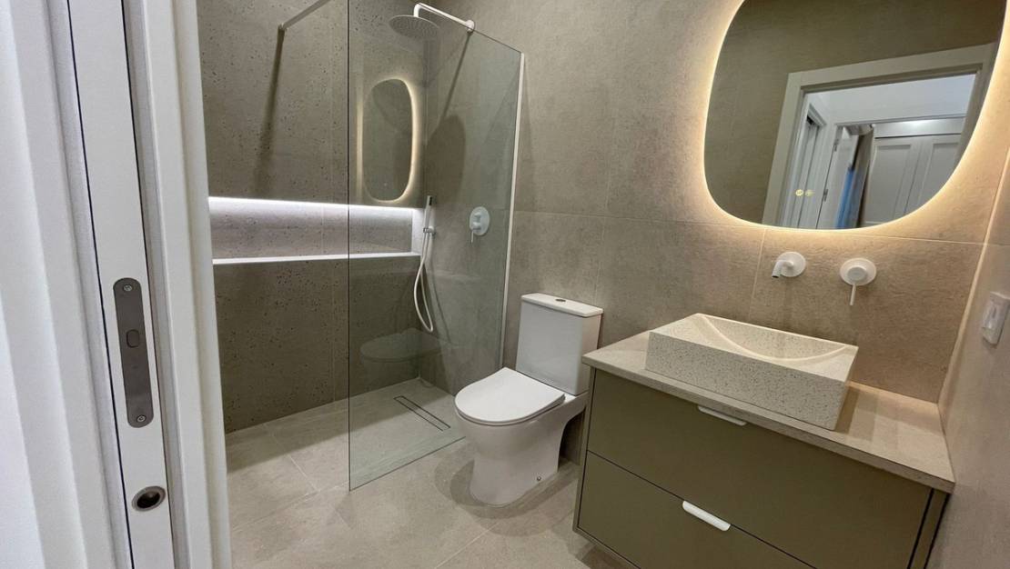 Sale - Villa - Torrevieja - Torrevieja Centro