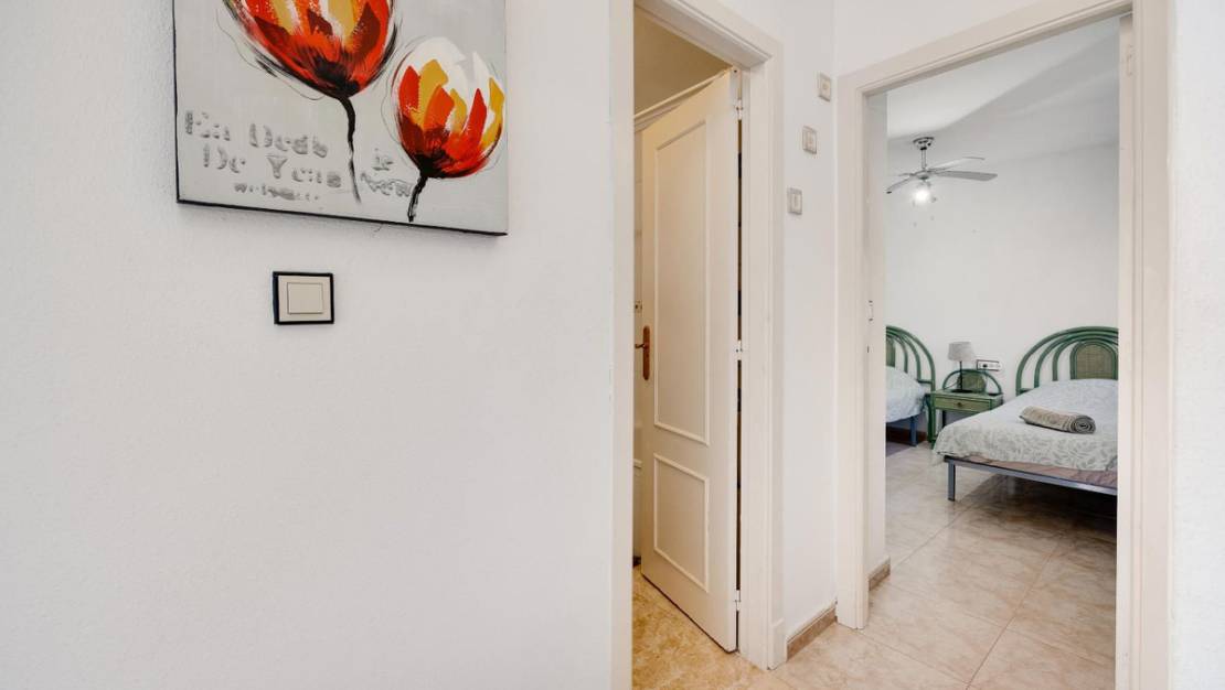 Sale - Villa - Torrevieja - Torrevieja Centro