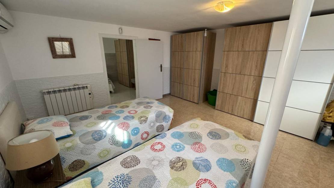 Sale - Villa - Torrevieja - Torrevieja Centro