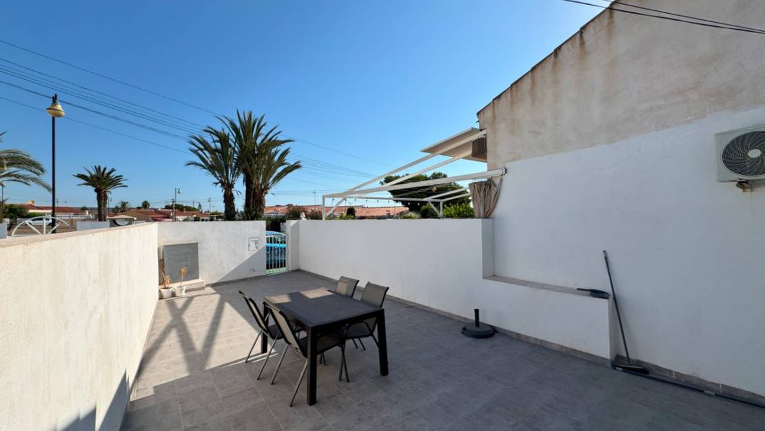 Sale - Villa - Torrevieja - Torrevieja Centro