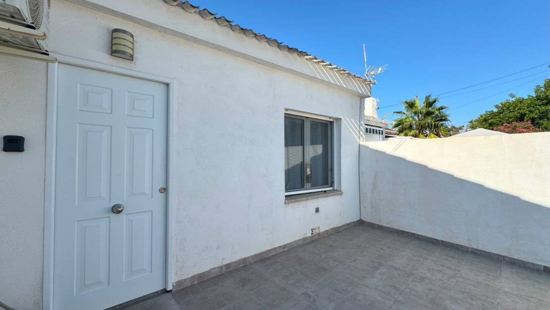 Sale - Villa - Torrevieja - Torrevieja Centro