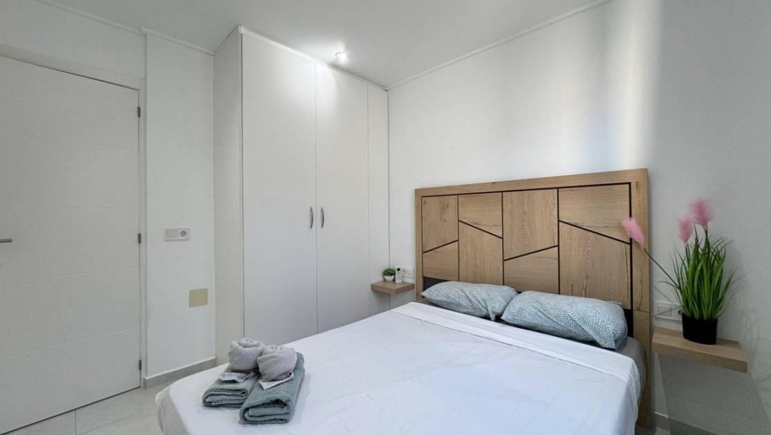 Sale - Villa - Torrevieja - Torrevieja Centro