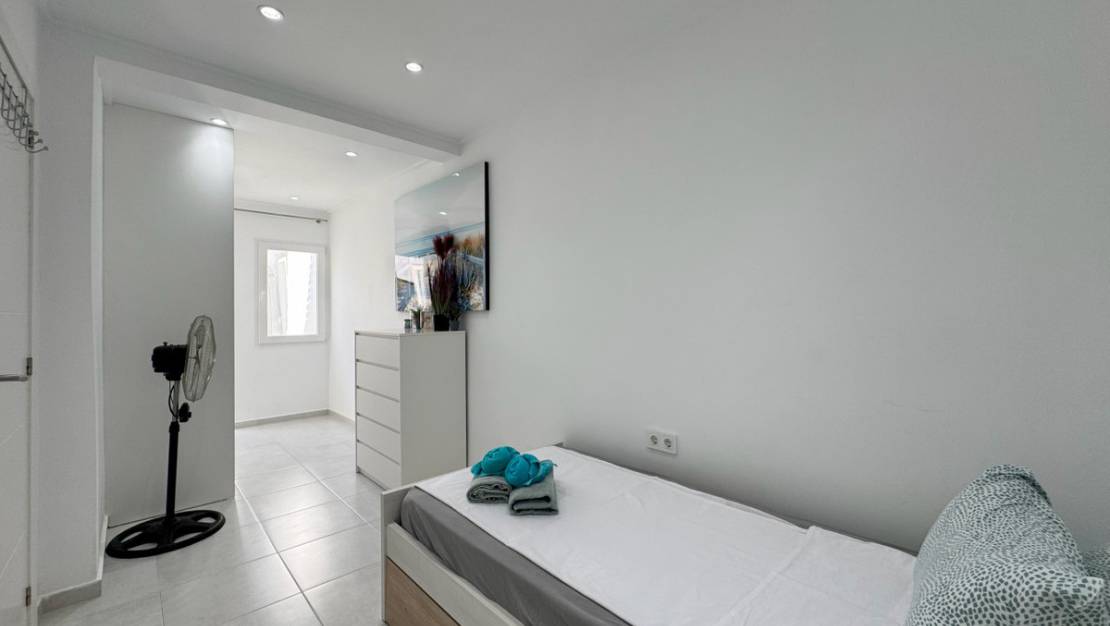 Sale - Villa - Torrevieja - Torrevieja Centro