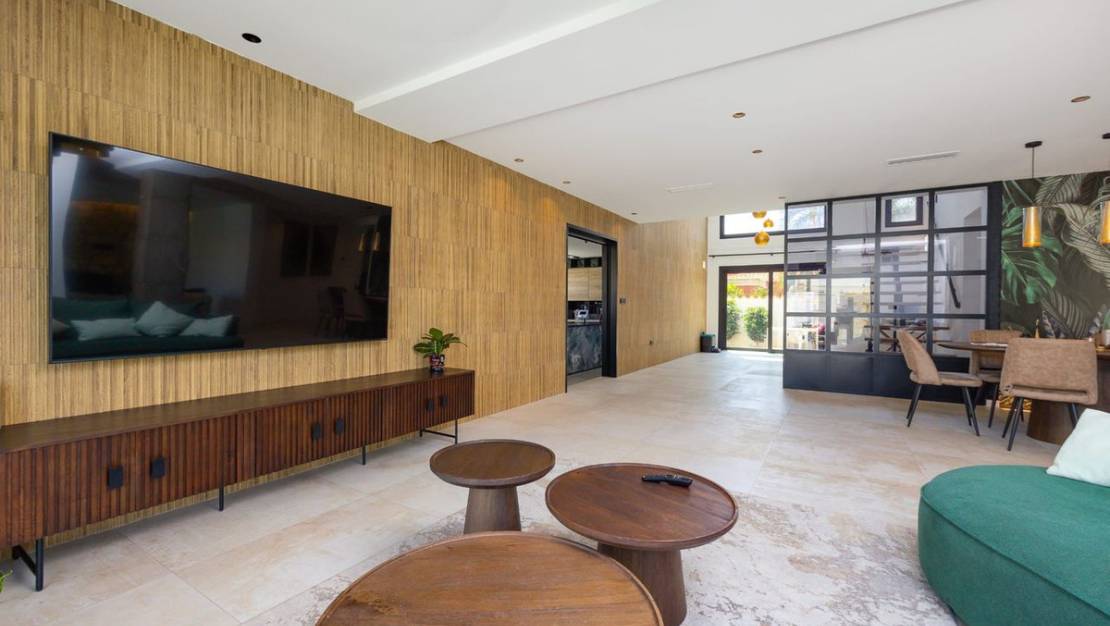 Sale - Villa - Torrevieja - Torrevieja Centro