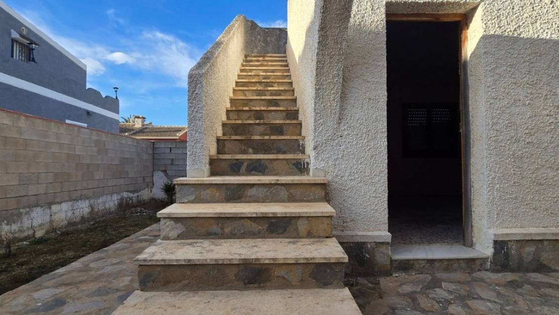 Sale - Villa - Torrevieja - Torrevieja Centro