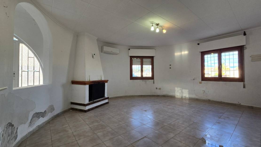 Sale - Villa - Torrevieja - Torrevieja Centro