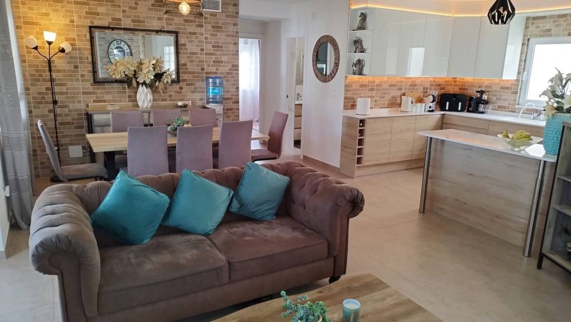 Sale - Villa - Torrevieja - Torrevieja Centro