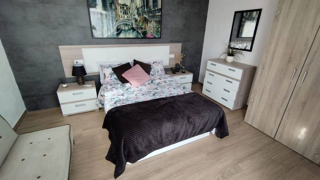 Sale - Villa - Torrevieja - Torrevieja Centro