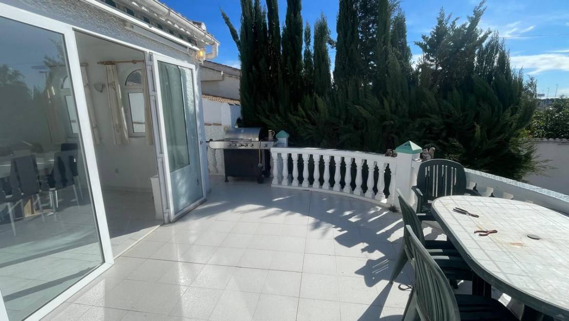 Sale - Villa - Torrevieja - Torrevieja Centro