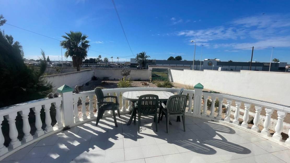 Sale - Villa - Torrevieja - Torrevieja Centro