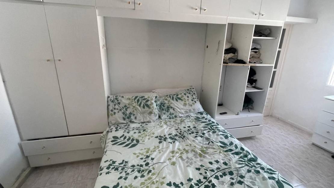 Sale - Villa - Torrevieja - Torrevieja Centro